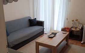 Apartment In The Center Near The Sea